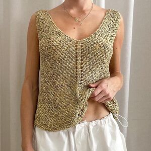 Vera Crutna Textured Ribbon Knit Sleeveless Tank Top | Gold Beige | Large